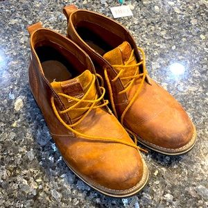 Timberland Men's Grantly Chukka Boot. Brown full grain/suede. Size 12